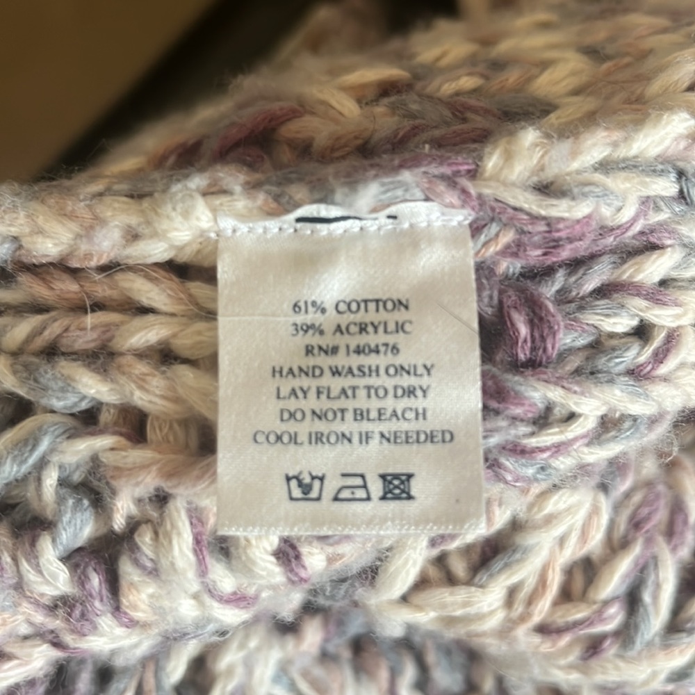 Faherty Sweater - image 4